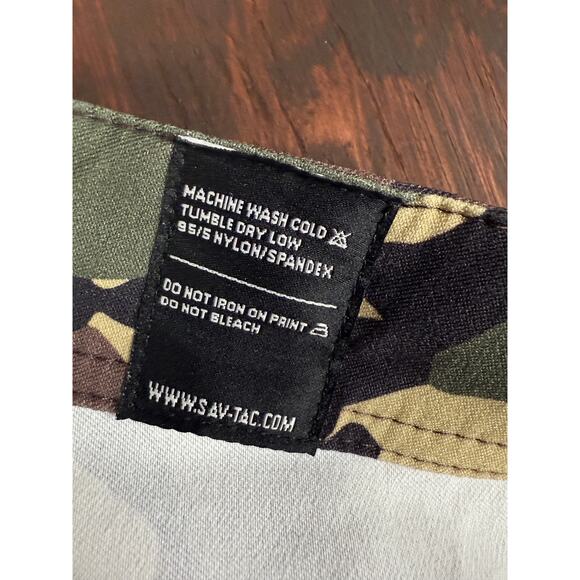 Savage Tacticians Trek Lightweight Activewear Pants M81 Camo Green Mens 40x32 - Picture 11 of 12